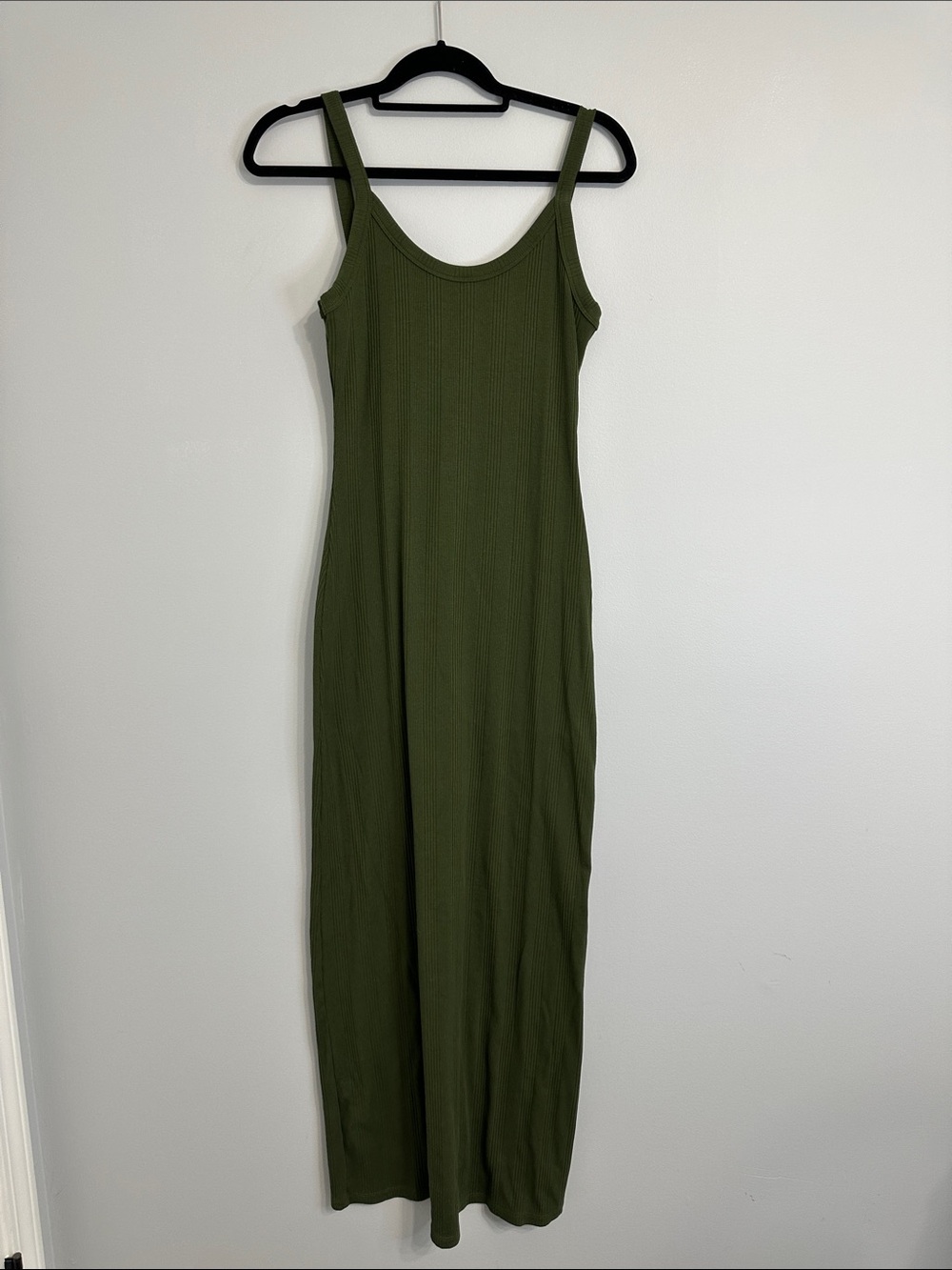 NWOT aerie Olive Green Ribbed Maxi Dress